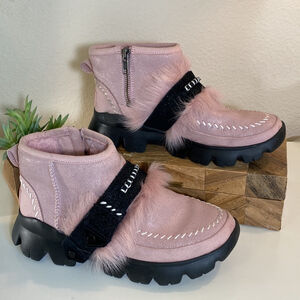 Ugg Fluff Punk, Suede and Wool Boot in Pink and‎ Black, Size 6